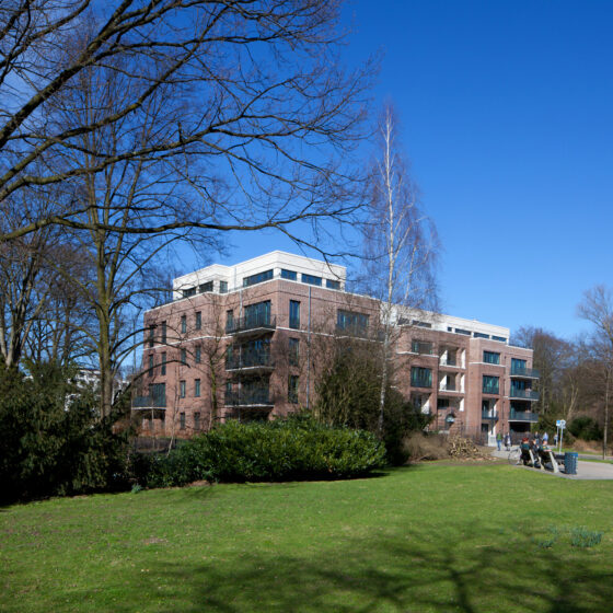 Parkanlage der Torhaus Apartments in Hamburg