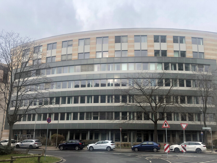 Erworbene Büroliegenschaft in der Frankenallee 2-4 in Frankfurt am Main