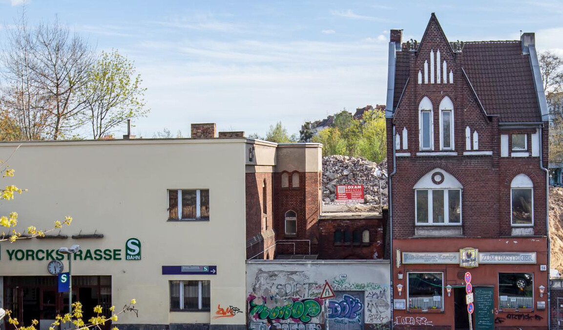 Gebäudeensemble an der Yorckstraße. Die Erdarbeiten für die Quartiersentwicklung „Neu-Schöneberg“ haben begonnen.