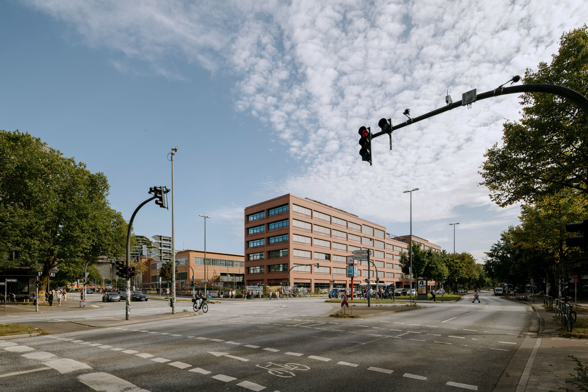 Das Paulihaus in Hamburg an der Ecke Neuer Pferdemarkt und Feldstraße