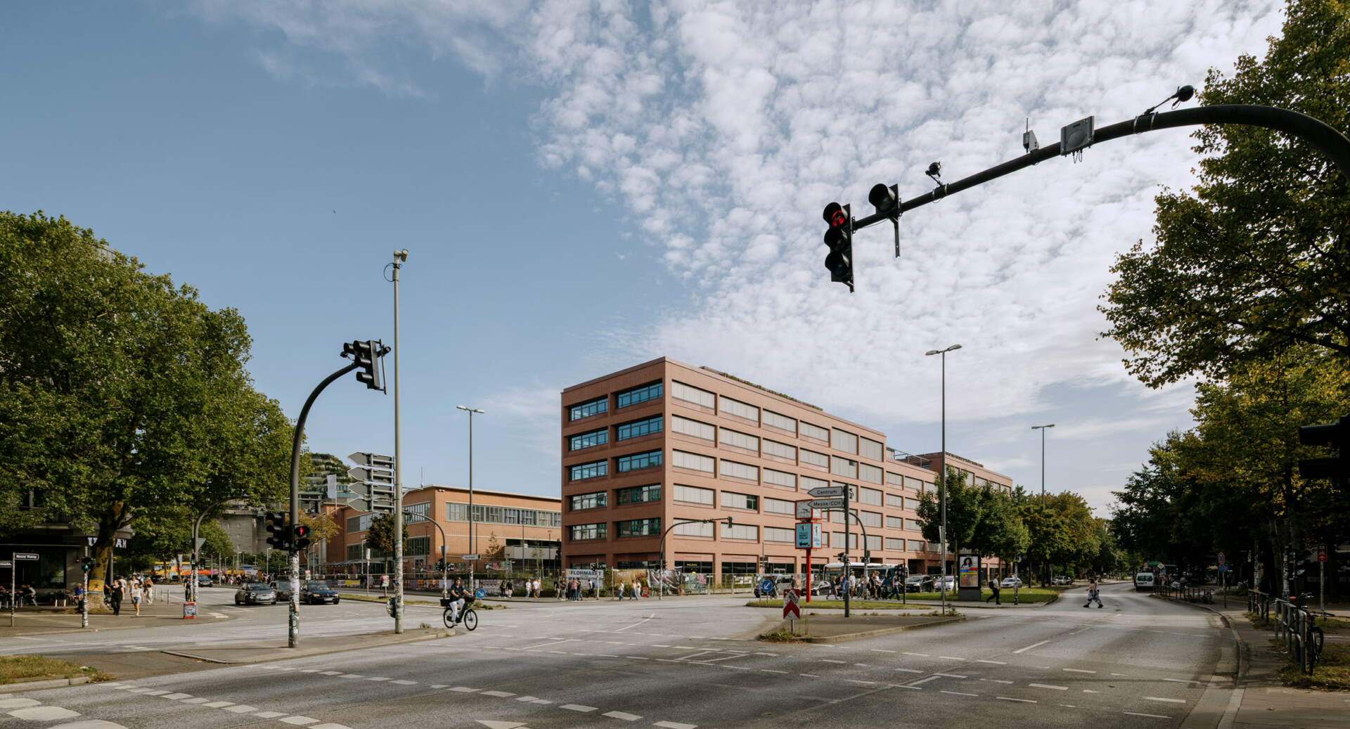 Das Paulihaus in Hamburg an der Ecke Neuer Pferdemarkt und Neuer Kamp