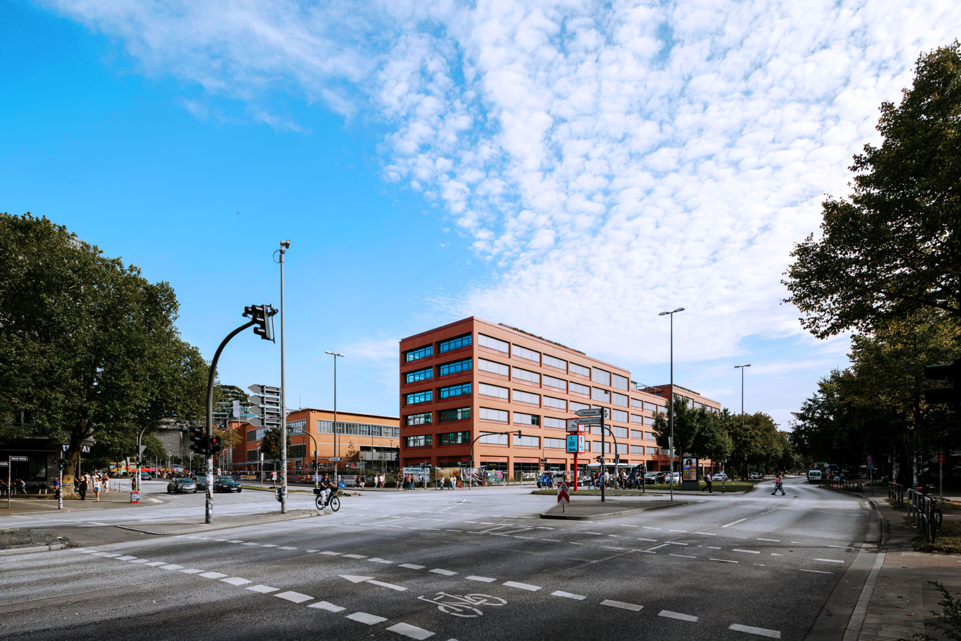 Das Paulihaus in Hamburg an der Ecke Neuer Pferdemarkt und Neuer Kamp